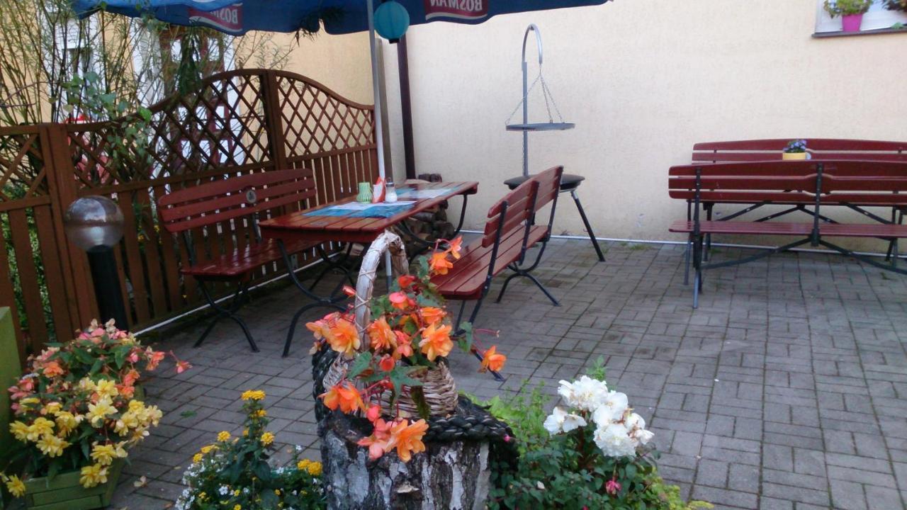 Patio Dom Goscinny Лукенцин Экстерьер фото