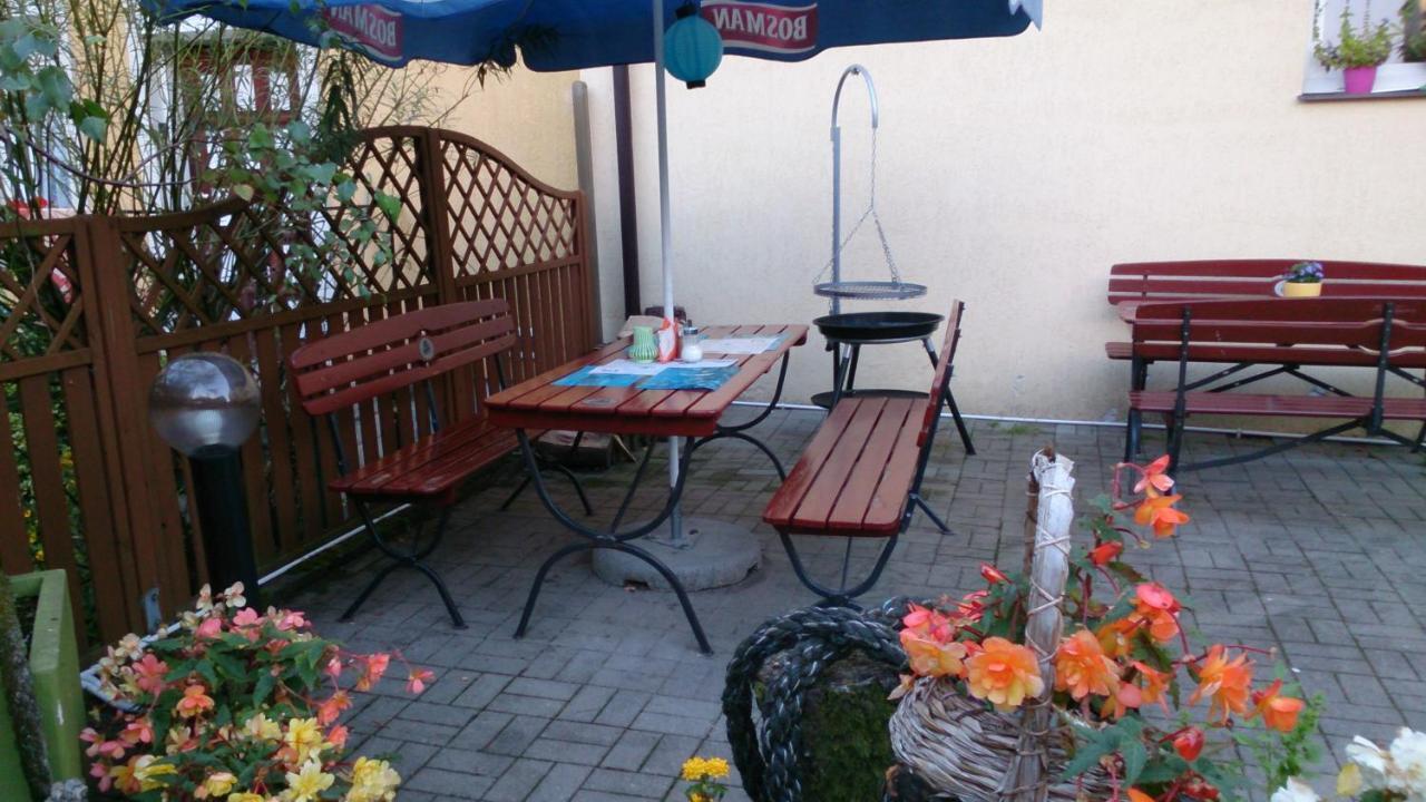 Patio Dom Goscinny Лукенцин Экстерьер фото